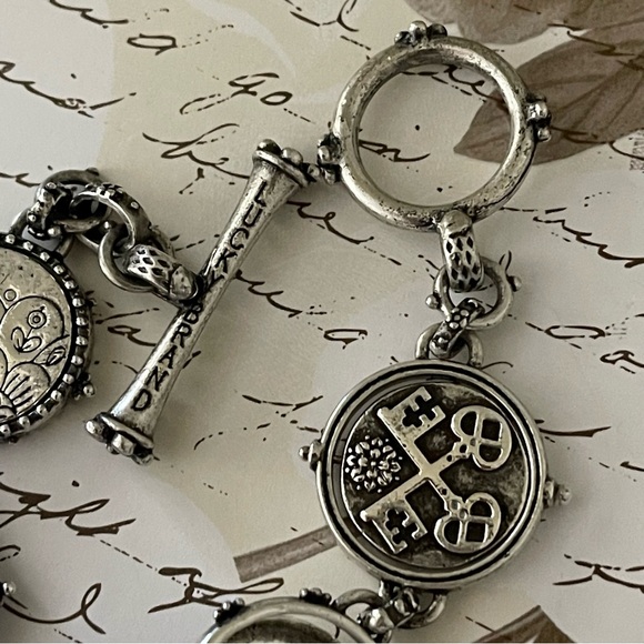 Lucky Brand Antique Silver Swivel Coin Toggle Bracelet - Picture 10 of 12